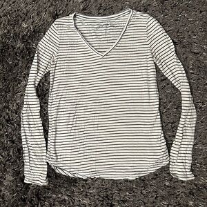 Aeropostale Black and White Striped Long Sleeve Tee